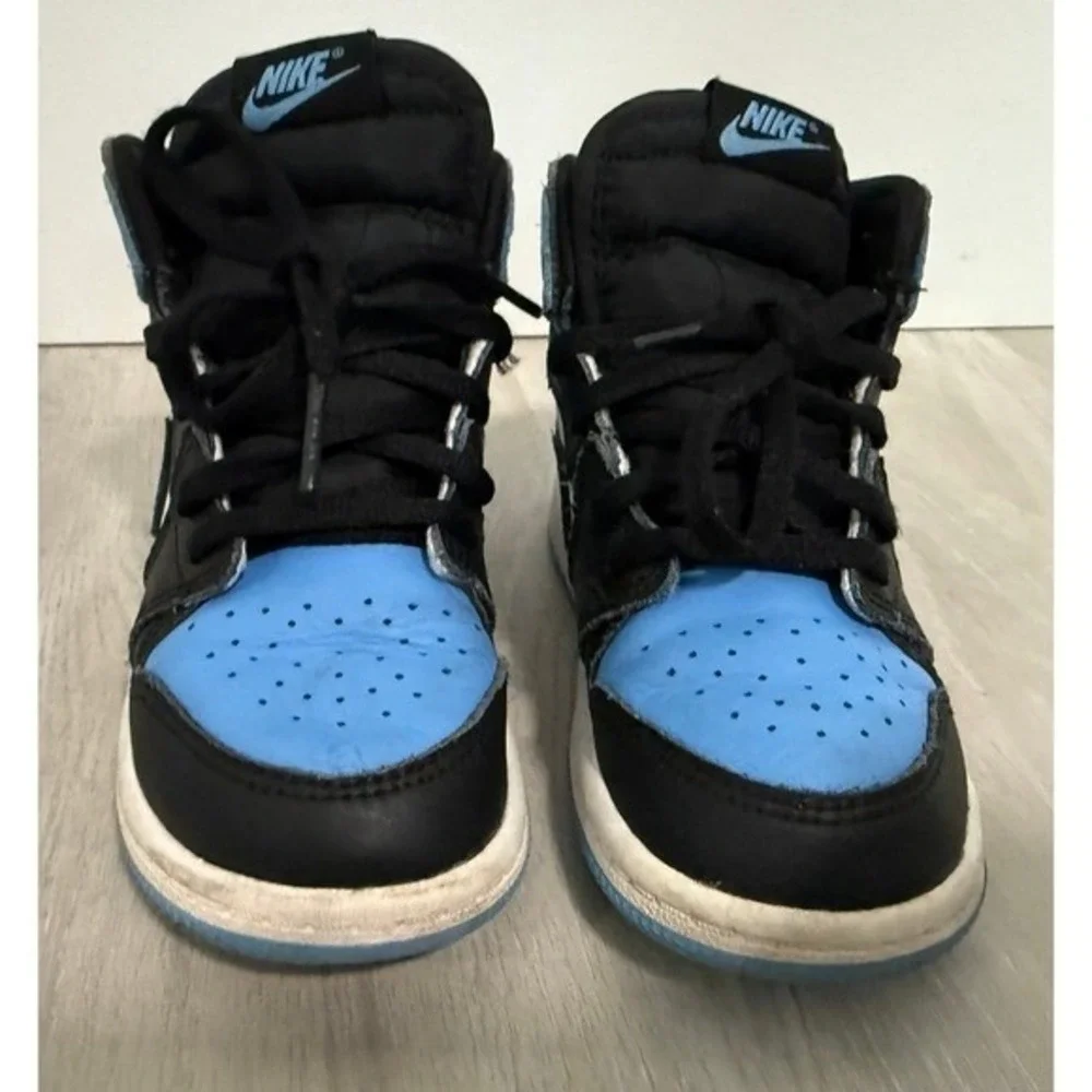 Kids Jordan 1 High OG University Blue Black White Sneakers SZ 9C